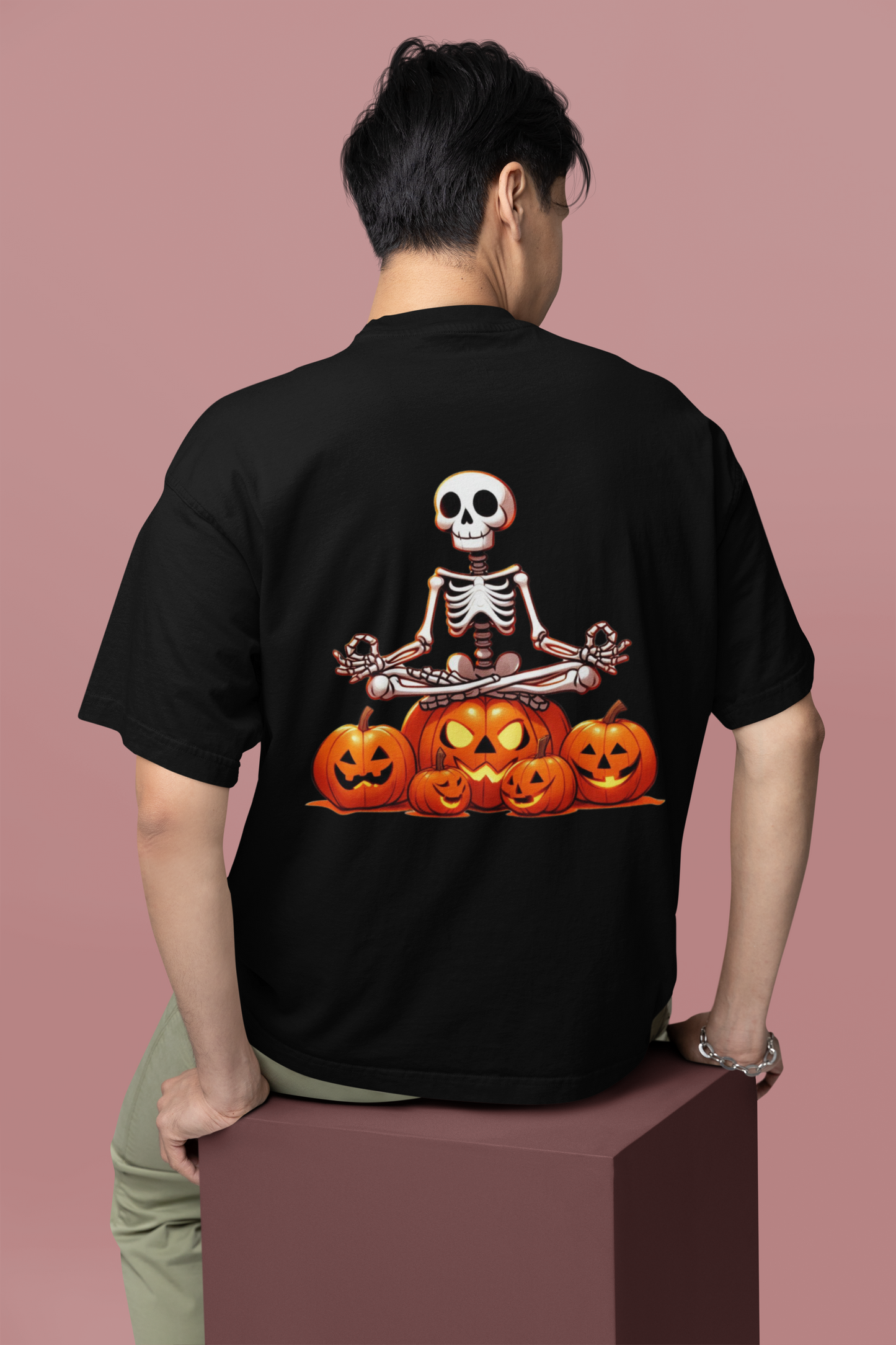 Halloween : Floating Bones - Oversized Tshirt